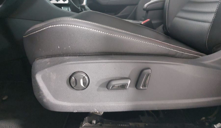 Volkswagen Jetta 1.4 SPORTLINE AUTO Sedan 2022