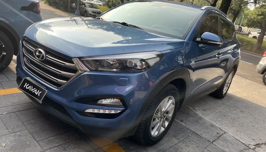 Hyundai • Tucson