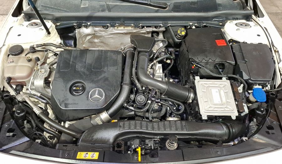 Mercedes Benz Clase Cla 1.3 CLA 200 PROGRESSIVE DCT Coupe 2021