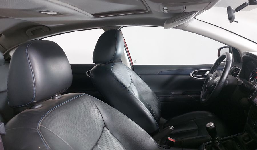 Nissan Sentra 1.6 SR TURBO Sedan 2017