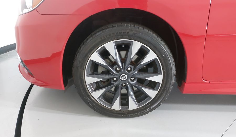 Nissan Sentra 1.6 SR TURBO Sedan 2017