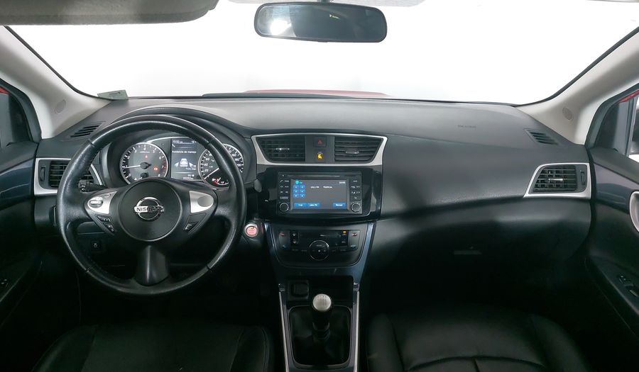 Nissan Sentra 1.6 SR TURBO Sedan 2017