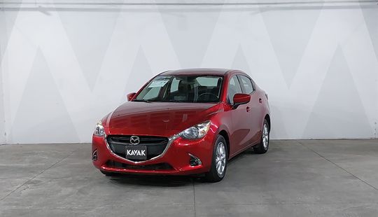 Mazda • Mazda 2