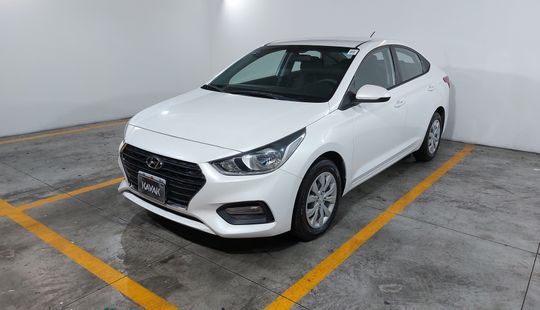 Hyundai • Accent