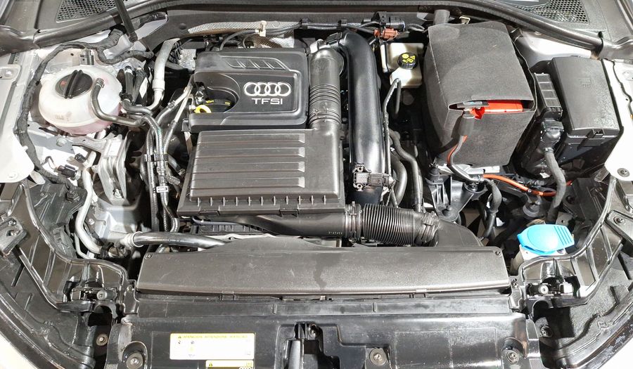 Audi A3 1.4 TFSI DYNAMIC Sedan 2017
