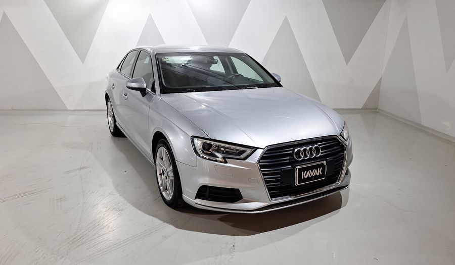 Audi A3 1.4 TFSI DYNAMIC Sedan 2017