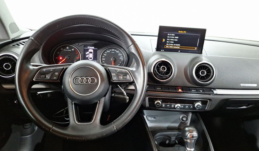 Audi A3 1.4 TFSI DYNAMIC Sedan 2017