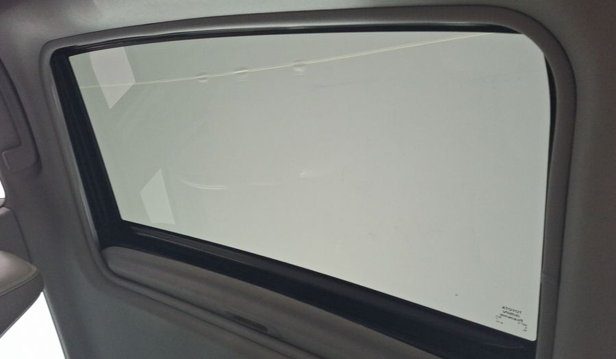 Toyota Camry 2.5 XLE L4 6AT Sedan 2015