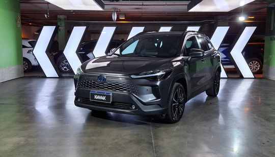 Toyota • Corolla Cross