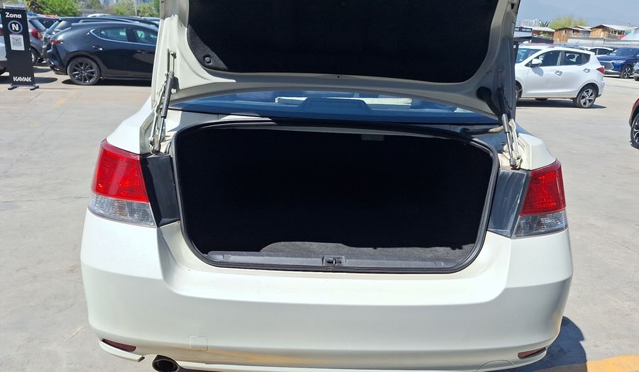 Subaru Legacy 2.0I XS CVT 4D 4WD Sedan 2014