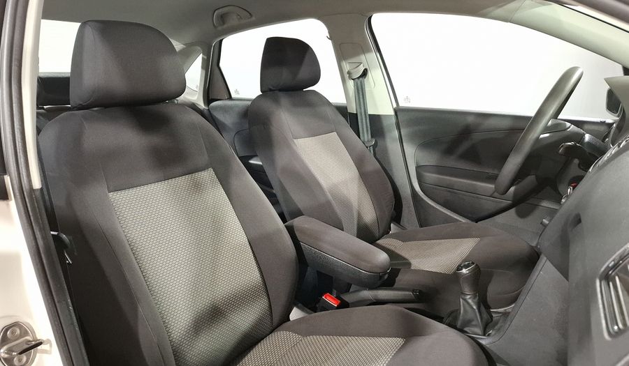 Volkswagen Vento 1.6 COMFORTLINE Sedan 2019