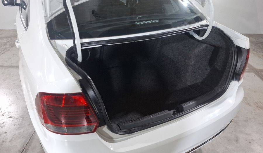 Volkswagen Vento 1.6 COMFORTLINE Sedan 2019