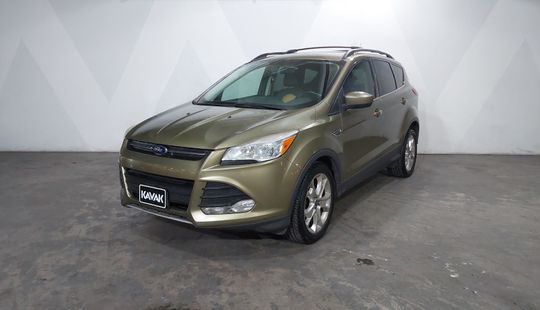 Ford • Escape