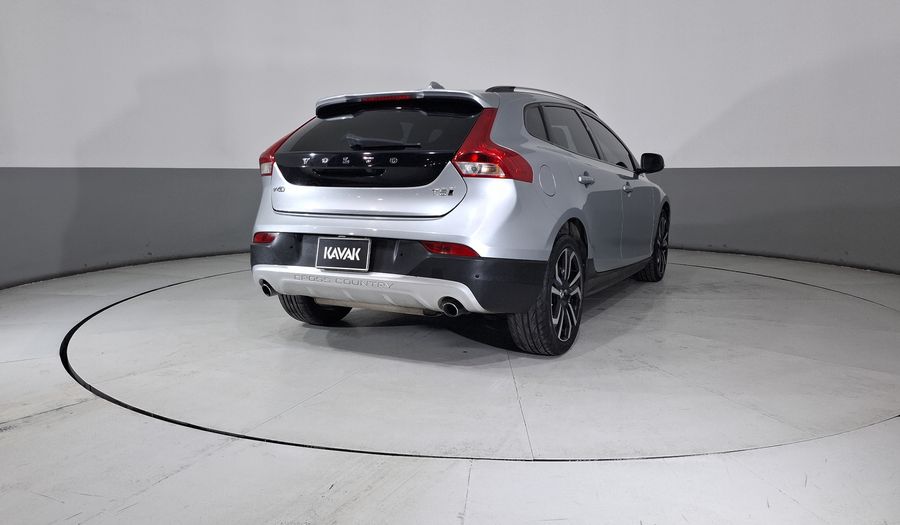 Volvo V40 2.0 INSPIRATION T5 AWD AUTO Hatchback 2017