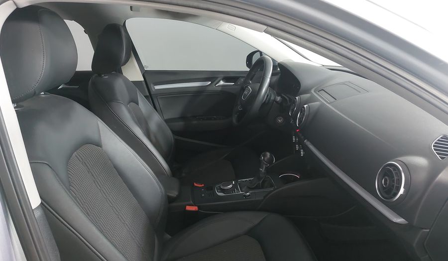 Audi A3 1.4 TFSI ATTRACTION S TRONIC Sedan 2015