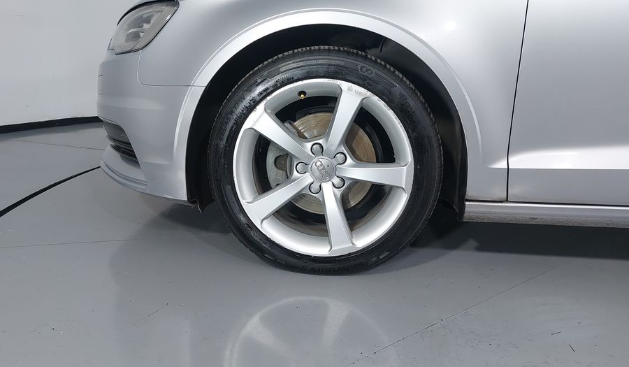 Audi A3 1.4 TFSI ATTRACTION S TRONIC Sedan 2015