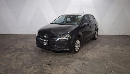 Volkswagen • Polo