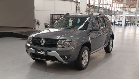 Renault • Duster