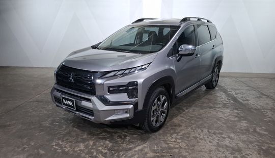 Mitsubishi • Xpander