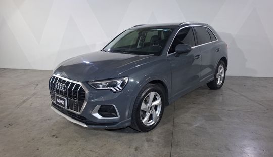 Audi • Q3