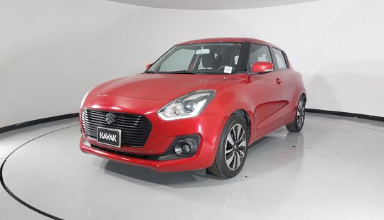 2018 • 74,015 km • Automático