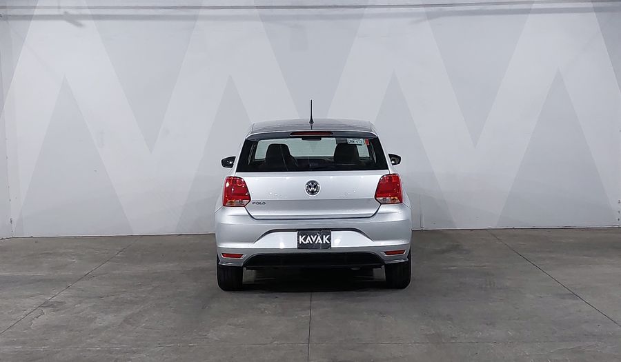 Volkswagen Polo 1.6 STARTLINE AUTO Hatchback 2020