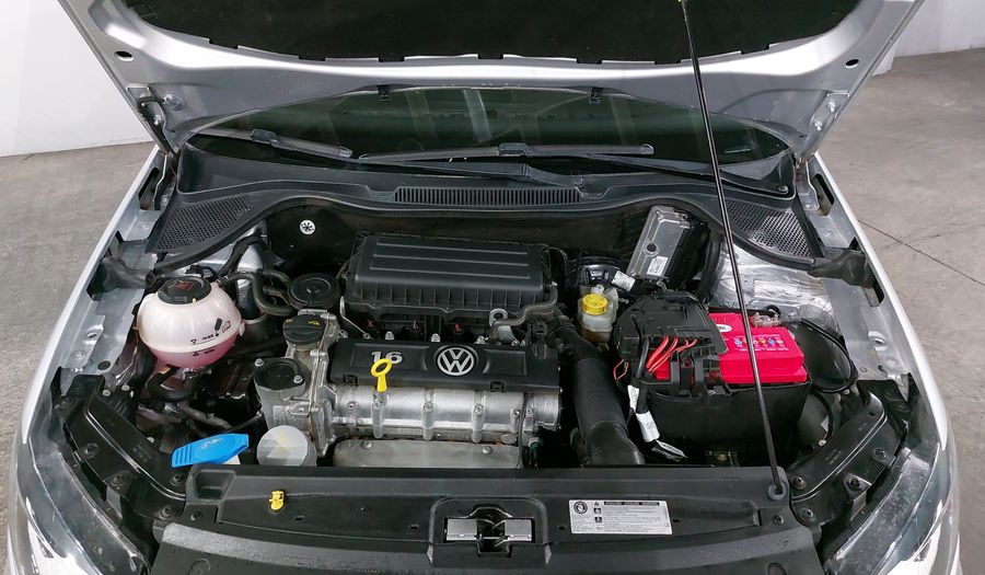 Volkswagen Polo 1.6 STARTLINE AUTO Hatchback 2020