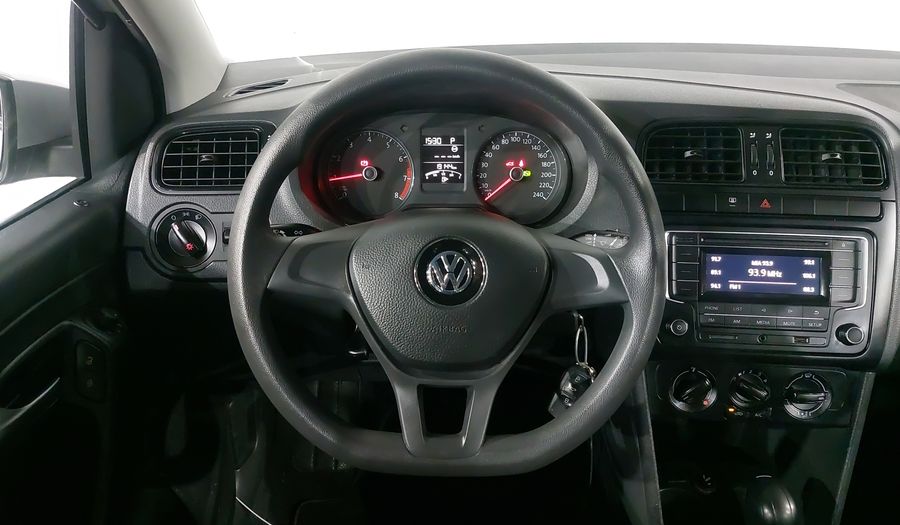 Volkswagen Polo 1.6 STARTLINE AUTO Hatchback 2020