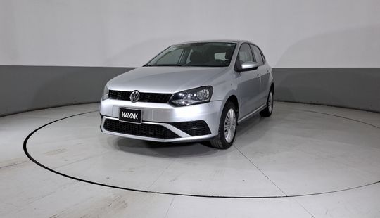 Volkswagen • Polo