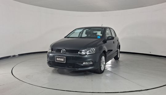 Volkswagen • Polo