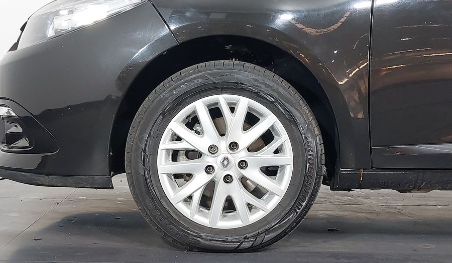 Renault Fluence DYNAMIQUE Sedan 2016