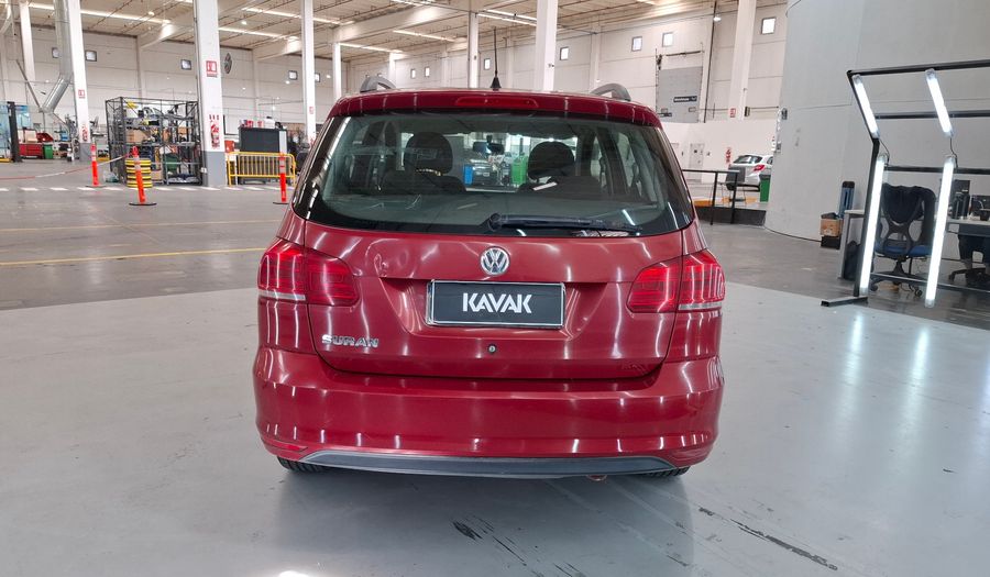 Volkswagen Suran 1.6 COMFORTLINE Wagon 2016