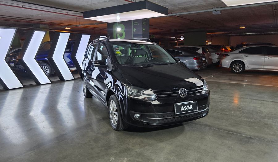 Volkswagen Suran 1.6 COMFORTLINE MT Minivan 2010