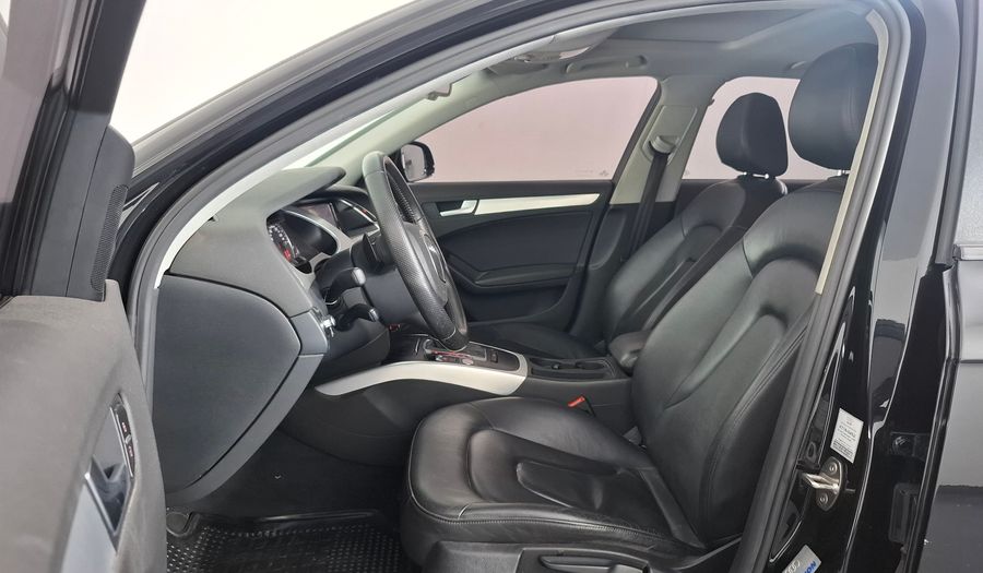 Audi A4 2.0 TFSI MULTITRONIC AMBITION Sedan 2012