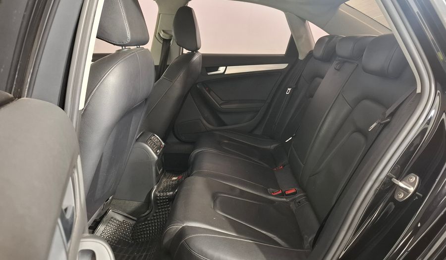 Audi A4 2.0 TFSI MULTITRONIC AMBITION Sedan 2012