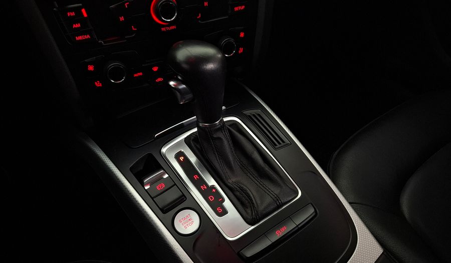 Audi A4 2.0 TFSI MULTITRONIC AMBITION Sedan 2012