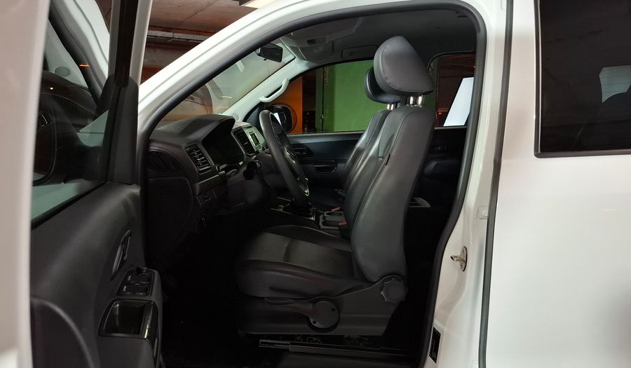Volkswagen Amarok 2.0 TDI 140CV TRENDLINE 4X2 Pickup 2023