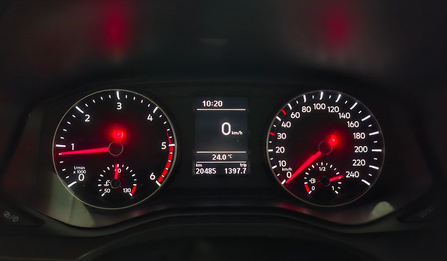 Volkswagen Amarok 2.0 TDI 140CV TRENDLINE 4X2 Pickup 2023