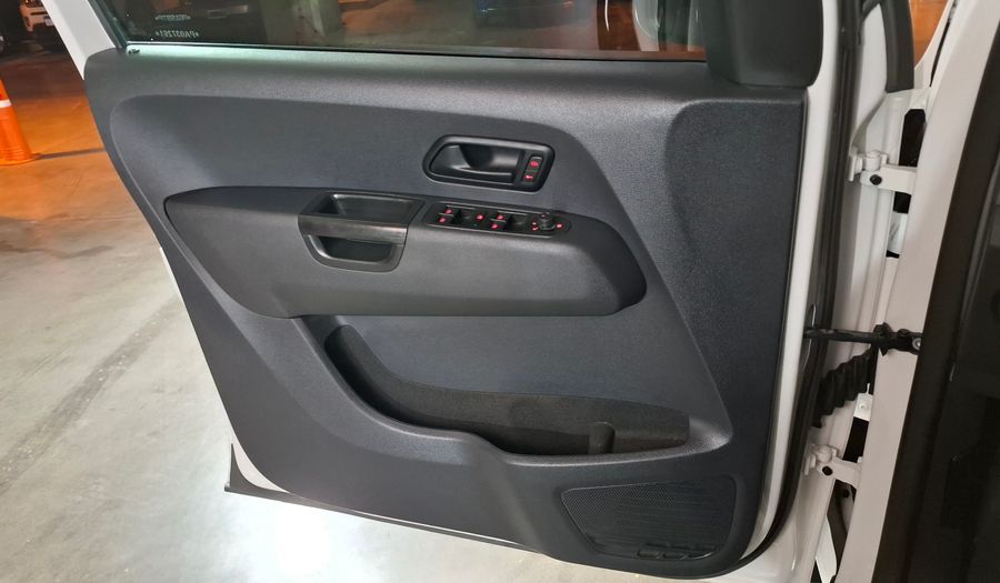 Volkswagen Amarok 2.0 TDI 140CV TRENDLINE 4X2 Pickup 2023