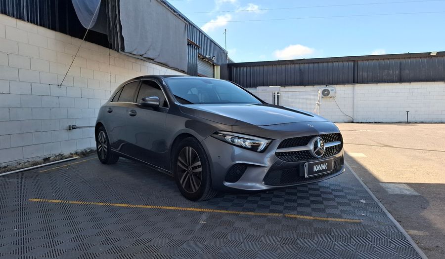 Mercedes Benz Clase A 1.3 A200 PROGRESSIVE 163 AT Hatchback 2023
