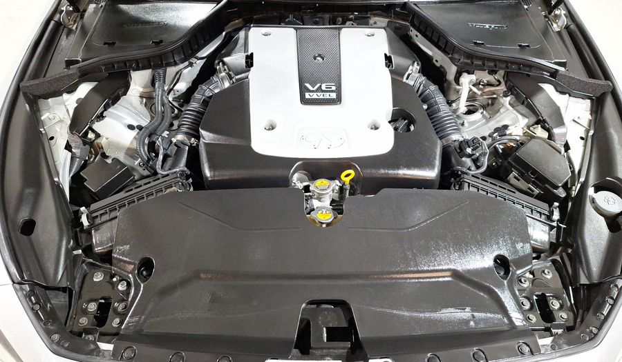 Infiniti Q50 3.7 SEDUCTION AT Sedan 2015