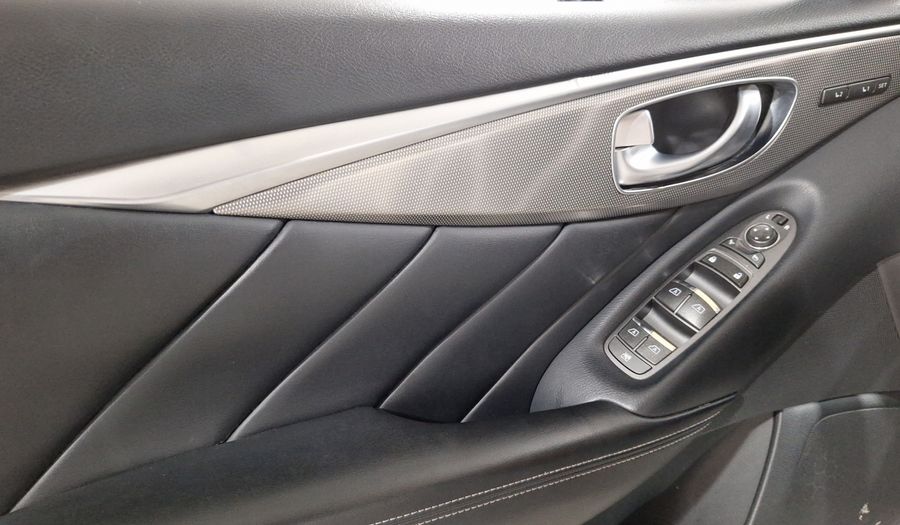 Infiniti Q50 3.7 SEDUCTION AT Sedan 2015