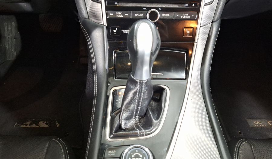 Infiniti Q50 3.7 SEDUCTION AT Sedan 2015