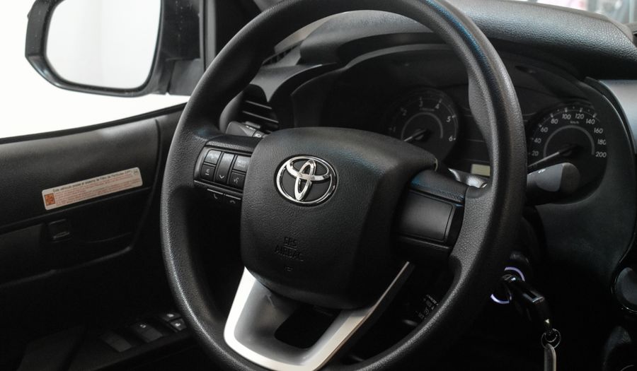 Toyota Hilux 2.4 TDI DX 4WD C/D Pickup 2024