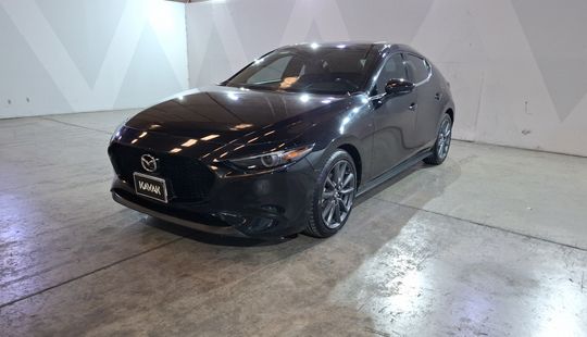 Mazda • Mazda 3