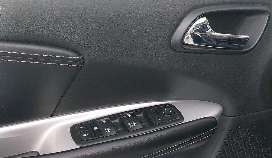 Dodge Journey 2.4 SXT+ 5 PASAJEROS Suv 2015