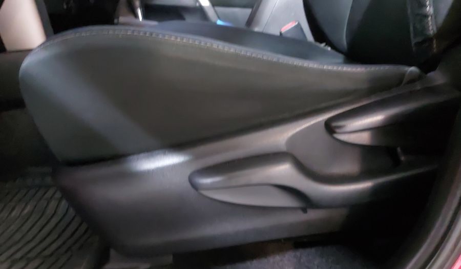 Toyota Rav4 2.5 XLE AT Suv 2013