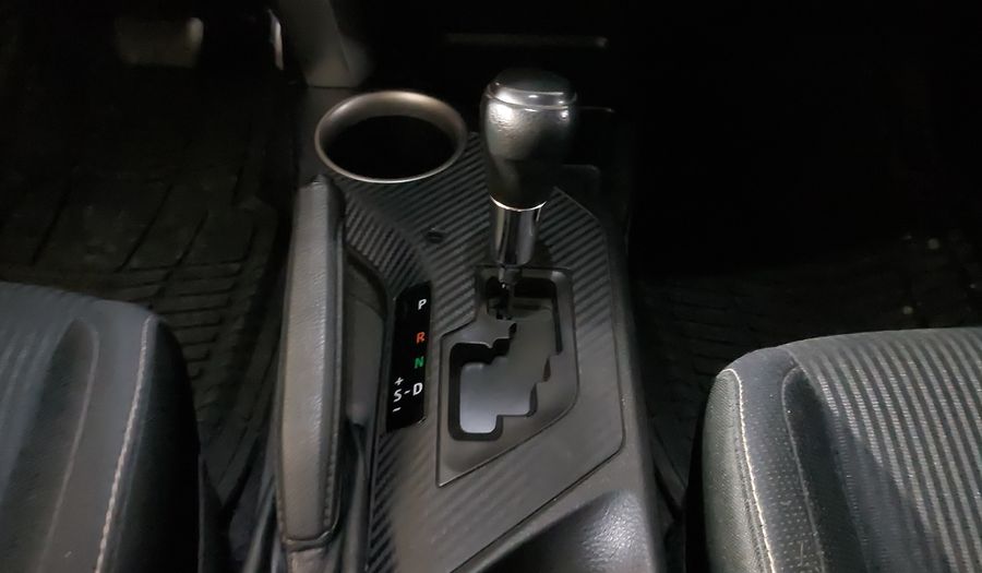 Toyota Rav4 2.5 XLE AT Suv 2013