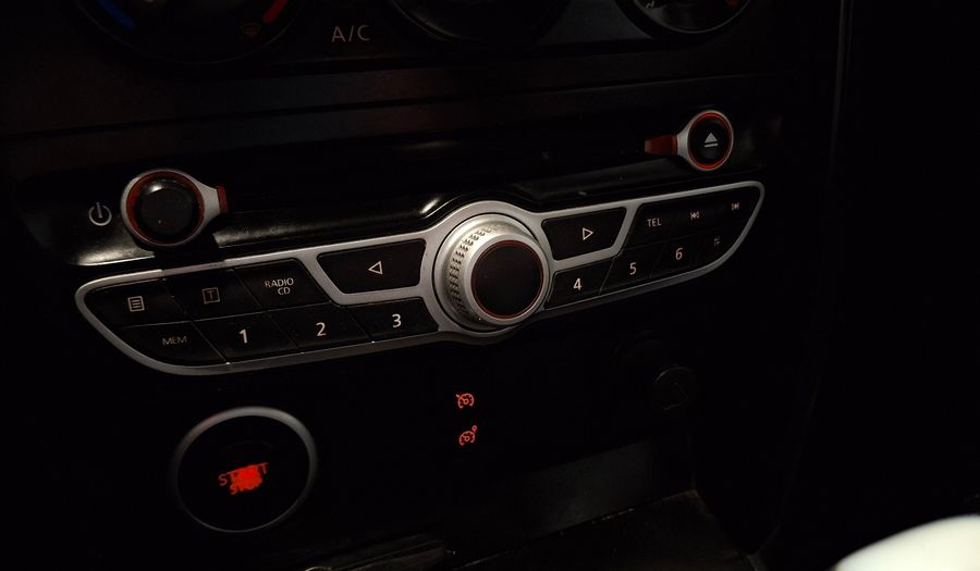 Renault Koleos 2.5 EXPRESSION 4X2 Suv 2011