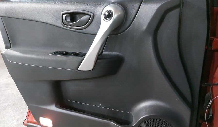 Renault Koleos 2.5 EXPRESSION CVT Suv 2013